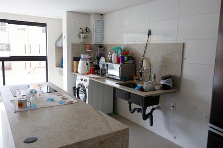 Apartamento à venda com 82m², 3 quartos e 2 vagas Apartamento à venda com 82m², 3 quartos e 2 vagasCozinha