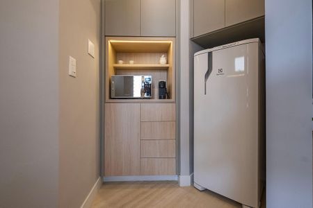 Sala/Cozinha de apartamento para alugar com 1 quarto, 40m² em Paraíso, São Paulo