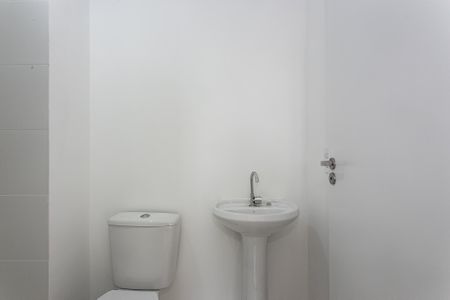Apartamento para alugar com 36m², 2 quartos e sem vagaBanheiro