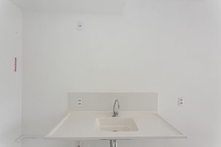Cozinha de apartamento para alugar com 2 quartos, 36m² em Guaiauna, São Paulo