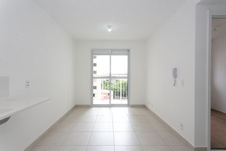 Sala de apartamento para alugar com 2 quartos, 36m² em Guaiauna, São Paulo