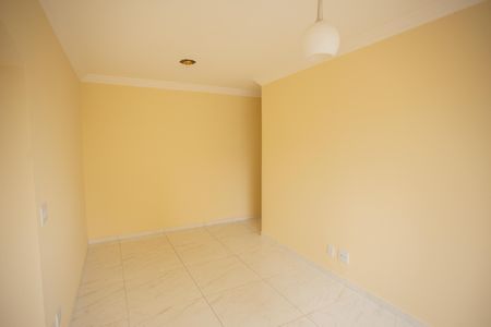 SALA de apartamento para alugar com 2 quartos, 52m² em Parque Maria Domitila, São Paulo