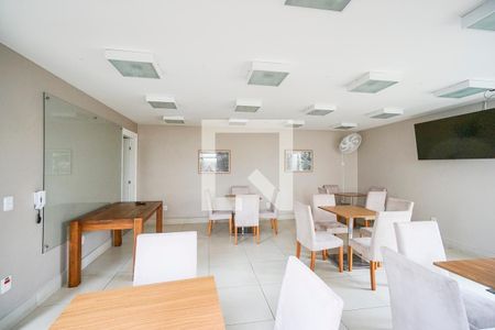 Apartamento à venda com 45m², 2 quartos e sem vagaÁrea comum - Salão de festas