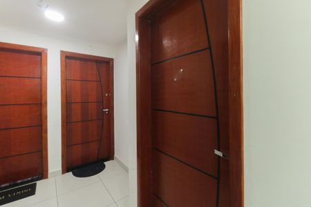 Apartamento à venda com 48m², 2 quartos e 1 vaga Apartamento à venda com 48m², 2 quartos e 1 vagaCondomínio