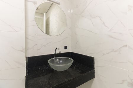 Apartamento à venda com 48m², 2 quartos e 1 vaga Apartamento à venda com 48m², 2 quartos e 1 vagaBanheiro