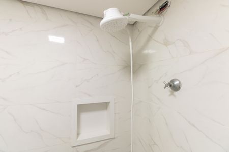 Apartamento à venda com 48m², 2 quartos e 1 vaga Apartamento à venda com 48m², 2 quartos e 1 vagaBanheiro