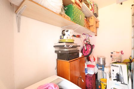 Apartamento à venda com 110m², 2 quartos e sem vagaQuarto de Serviço