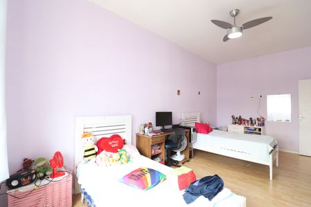 Apartamento à venda com 110m², 2 quartos e sem vagaQuarto 2