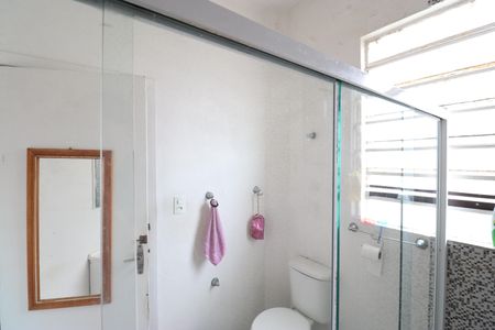 Apartamento à venda com 110m², 2 quartos e sem vagaBanheiro 