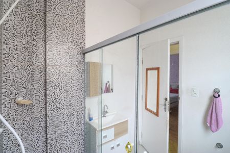 Apartamento à venda com 110m², 2 quartos e sem vagaBanheiro 