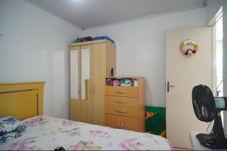 Casa à venda com 100m², 3 quartos e 2 vagasQuarto 2