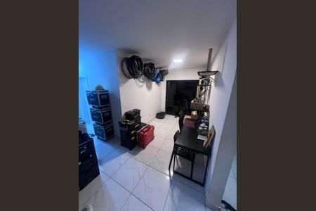 Sala de apartamento à venda com 2 quartos, 60m² em Vargem Grande, Rio de Janeiro