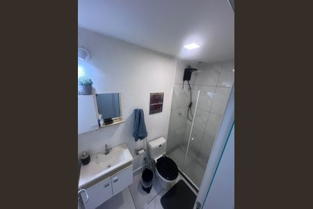 Banheiro de apartamento à venda com 2 quartos, 60m² em Vargem Grande, Rio de Janeiro