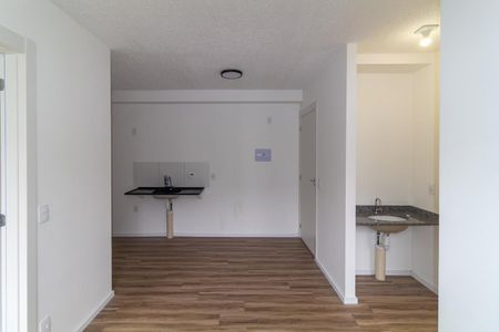 Sala de apartamento para alugar com 2 quartos, 36m² em Cidade São Mateus, São Paulo