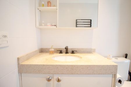 Apartamento para alugar com 73m², 2 quartos e 1 vaga