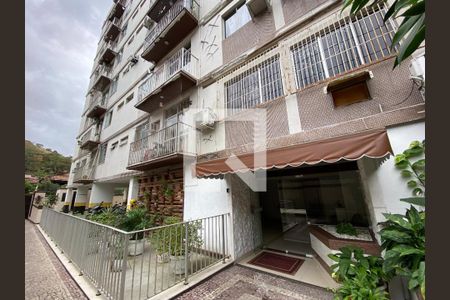 Apartamento à venda com 73m², 3 quartos e 1 vaga Apartamento à venda com 73m², 3 quartos e 1 vagaÁrea comum