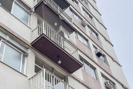 Apartamento à venda com 73m², 3 quartos e 1 vagaPlaquinha