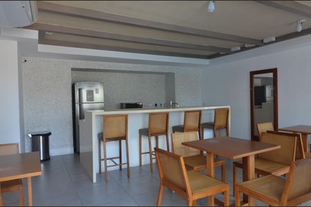 Apartamento à venda com 68m², 2 quartos e 1 vagaÁrea comum