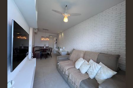 Sala de apartamento à venda com 2 quartos, 68m² em Recreio dos Bandeirantes, Rio de Janeiro