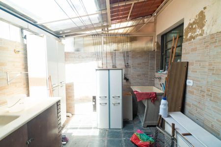 Casa de condomínio para alugar com 67m², 2 quartos e 2 vagas Casa de condomínio para alugar com 67m², 2 quartos e 2 vagasÁrea de Serviço