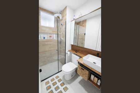 Banheiro de apartamento à venda com 2 quartos, 44m² em Vila Yolanda, Osasco