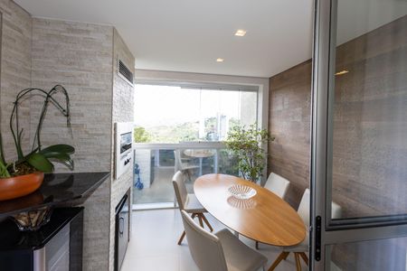 Apartamento à venda com 92m², 3 quartos e 2 vagasVaranda da Sala