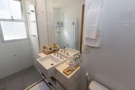 Apartamento à venda com 92m², 3 quartos e 2 vagasBanheiro da Suíte 1