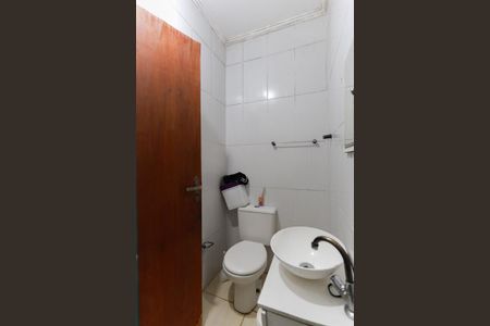 Casa à venda com 175m², 3 quartos e 4 vagasBanheiro social