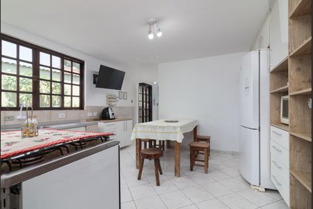 Casa à venda com 210m², 4 quartos e 5 vagasCozinha