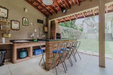 Casa à venda com 210m², 4 quartos e 5 vagasÁrea externa