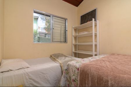 Casa à venda com 210m², 4 quartos e 5 vagasQuarto