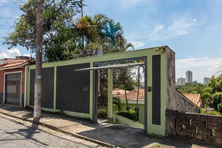 Casa à venda com 210m², 4 quartos e 5 vagasFachada