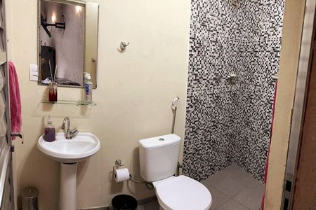 Casa à venda com 210m², 4 quartos e 5 vagasBanheiro