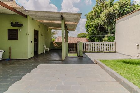 Casa à venda com 210m², 4 quartos e 5 vagasÁrea externa