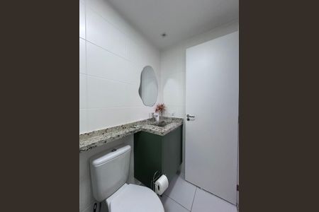 Apartamento para alugar com 28m², 1 quarto e sem vaga Apartamento para alugar com 28m², 1 quarto e sem vagaBanheiro da Suíte