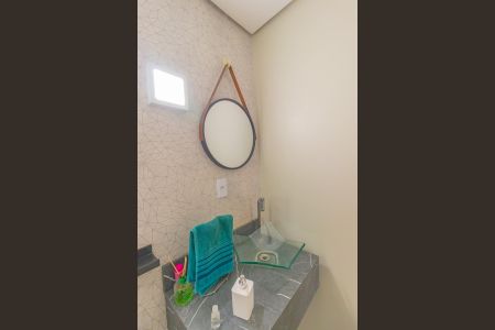 Casa à venda com 106m², 3 quartos e 3 vagas Casa à venda com 106m², 3 quartos e 3 vagasLavabo da Sala