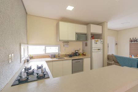 Casa à venda com 106m², 3 quartos e 3 vagas Casa à venda com 106m², 3 quartos e 3 vagasSala/Cozinha