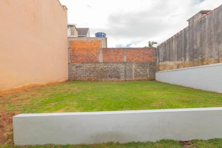 Casa à venda com 106m², 3 quartos e 3 vagas Casa à venda com 106m², 3 quartos e 3 vagasÁrea externa/Fundos