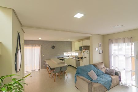 Sala de casa à venda com 3 quartos, 106m² em São José, Canoas