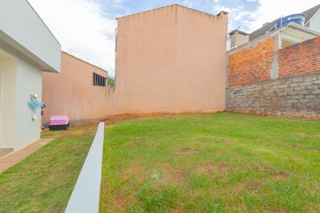 Casa à venda com 106m², 3 quartos e 3 vagas Casa à venda com 106m², 3 quartos e 3 vagasÁrea externa/Fundos