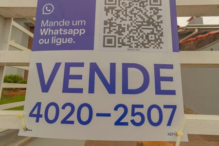 Casa à venda com 106m², 3 quartos e 3 vagas