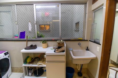 Apartamento à venda com 308m², 4 quartos e 1 vaga Apartamento à venda com 308m², 4 quartos e 1 vagaÁrea de Serviço