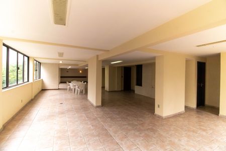 Apartamento à venda com 308m², 4 quartos e 1 vaga Apartamento à venda com 308m², 4 quartos e 1 vagaÁrea comum