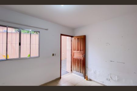 Sala de casa de condomínio para alugar com 2 quartos, 60m² em Vila Ré, São Paulo