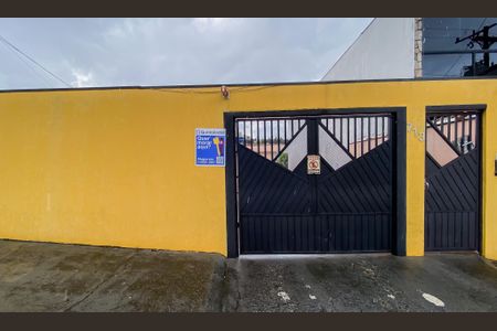 Casa de condomínio para alugar com 60m², 2 quartos e 1 vagaFachada + placa