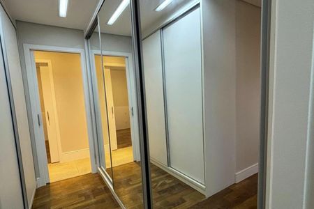 Apartamento para alugar com 123m², 3 quartos e 2 vagasSuíte 1  - Armários 