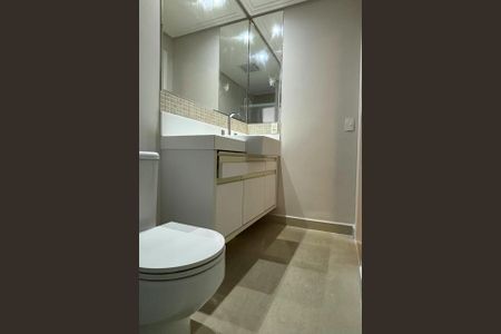 Apartamento para alugar com 123m², 3 quartos e 2 vagasSuíte 2 - Banheiro 