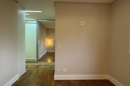 Apartamento para alugar com 123m², 3 quartos e 2 vagasSuíte 1 