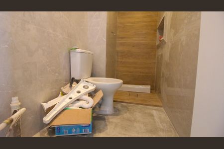 Apartamento para alugar com 34m², 2 quartos e sem vaga Apartamento para alugar com 34m², 2 quartos e sem vagaBanheiro