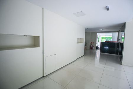 Apartamento para alugar com 68m², 3 quartos e 2 vagasHall social